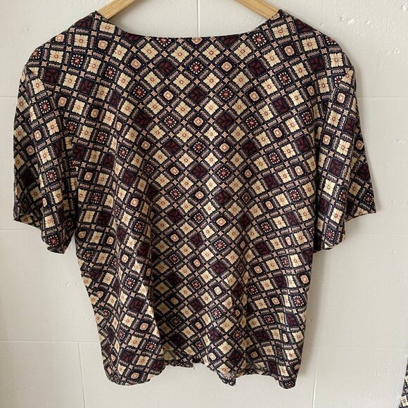 Vintage Contempo Casual Top and Skirt SET - Picture 2 of 10